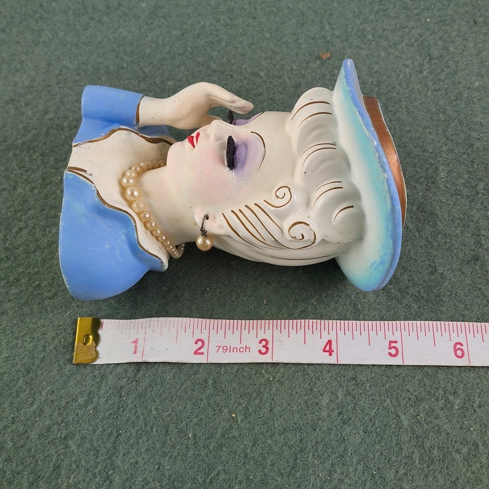 Vintage Japan Tilso Lady Head Vase Faux Necklace Earrings Blue Dress & Hat - Picture 8 of 9